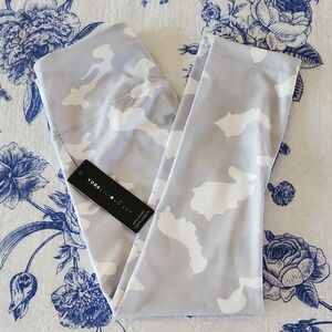 Yogalicious Camo White Combo Camo Leggings Size Small Nwt